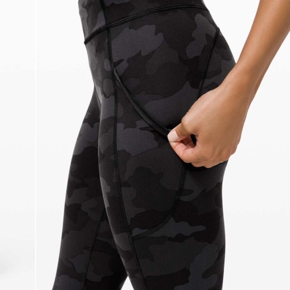 Lululemon Fast and Free Leggings - Picture 3 of 8